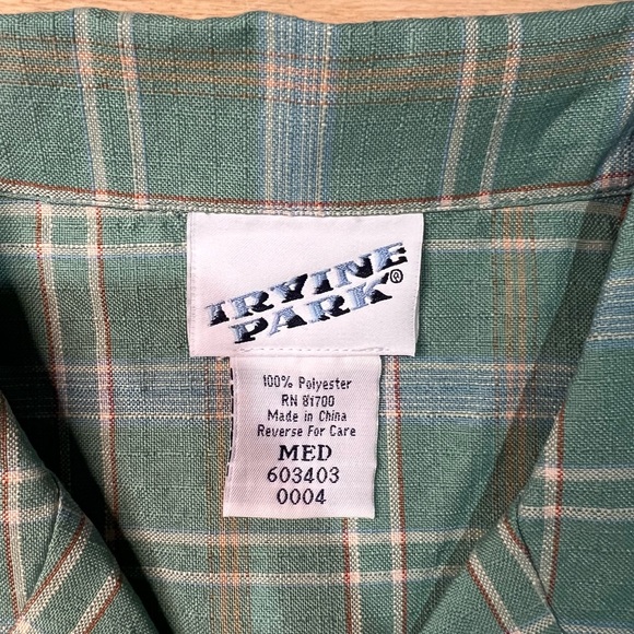 Vintage Irvine Park Hawaiian Cuban Style Plaid Pocketed Button Up Shirt - Picture 5 of 8